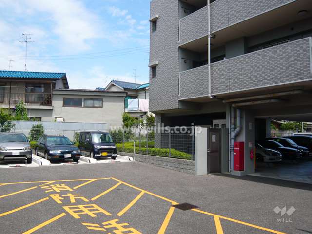 敷地内駐車場