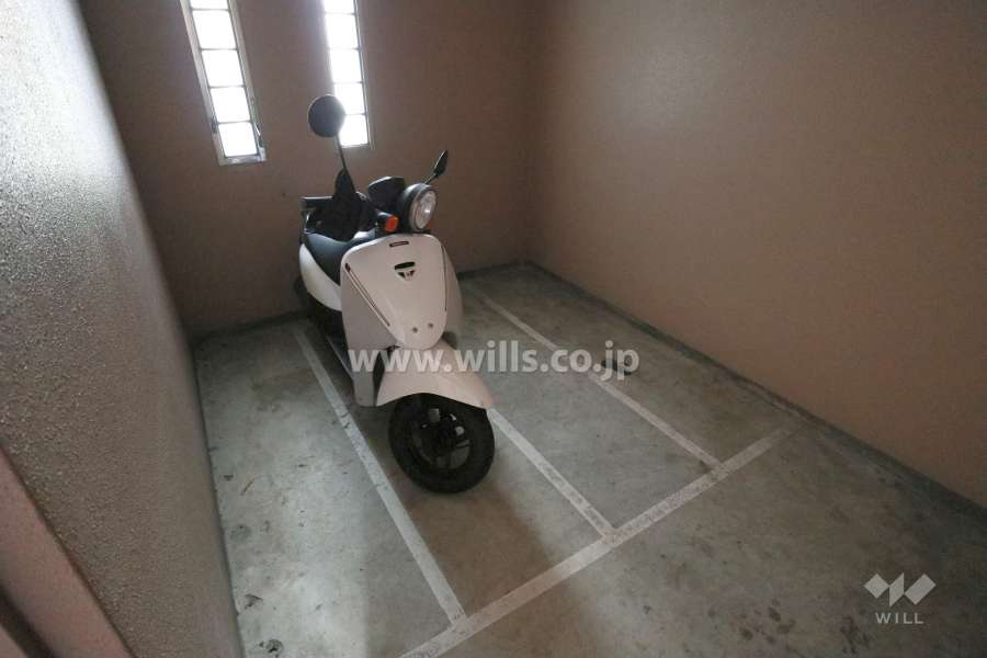 バイク置き場