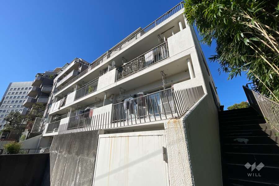 財形第三御殿山マンションの外観（南東側から）