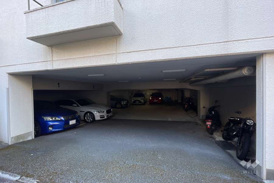 敷地内駐車場（屋内平面式）
