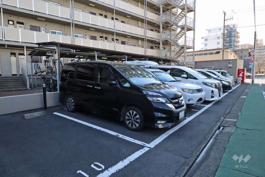 敷地内駐車場（屋外平面式）