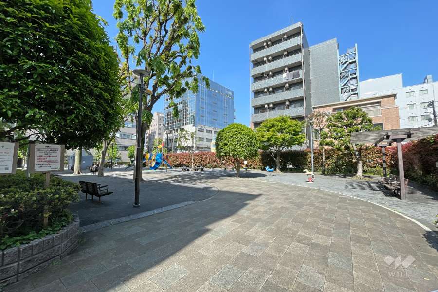 敷地南側に隣接する『大崎公園』