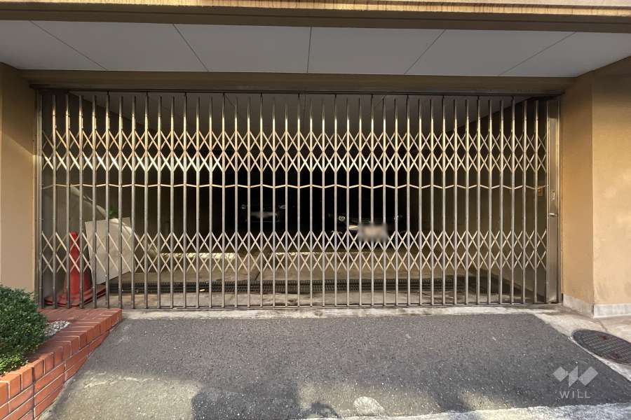 敷地内駐車場（屋内平面式）