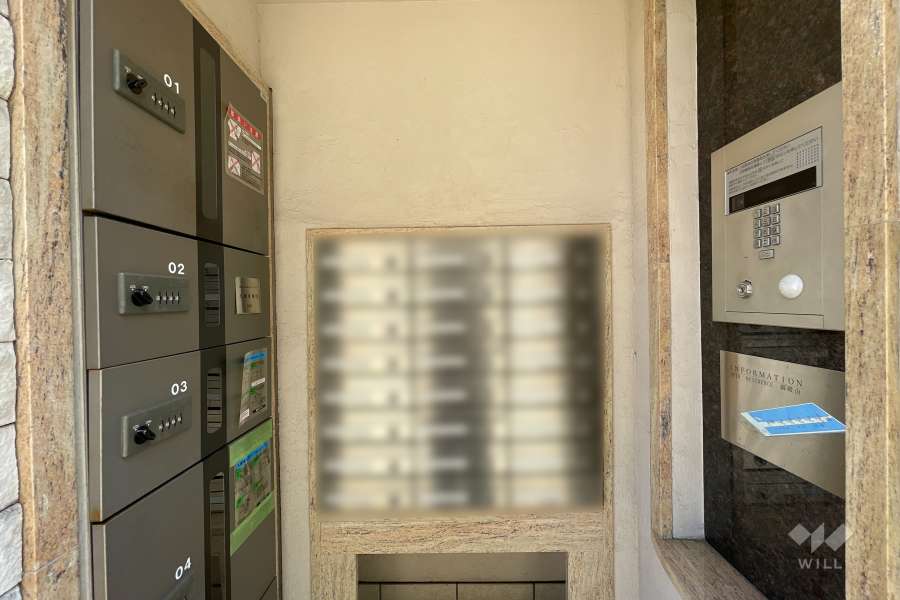 共用ポストと宅配ボックス