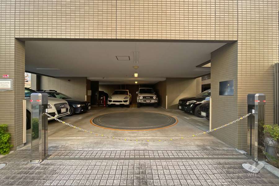 敷地内駐車場（屋内機械式）