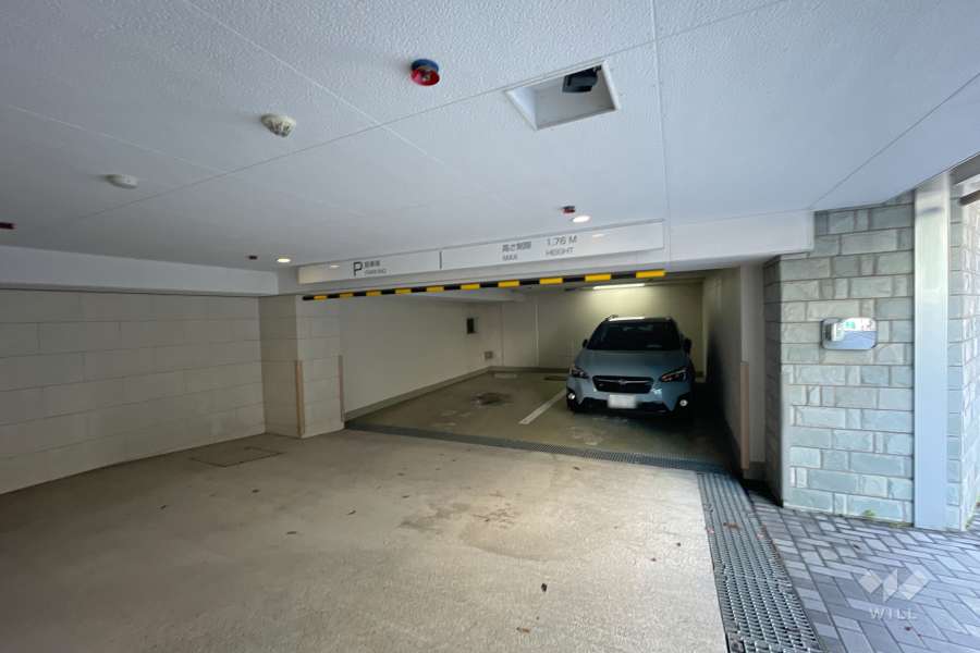 敷地内駐車場（屋内平面式）