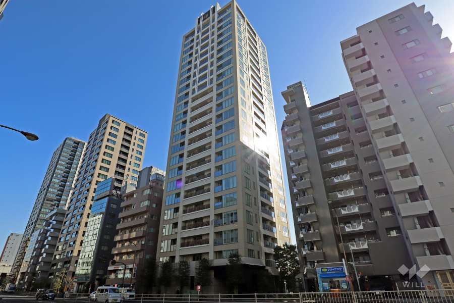 プラウドタワー高輪台の外観（西側から）