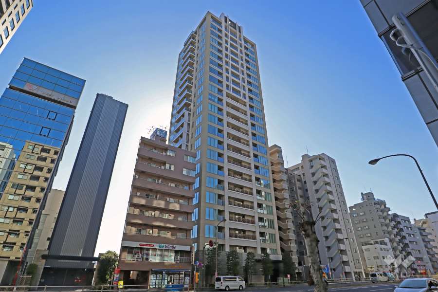 プラウドタワー高輪台の外観（北側から）