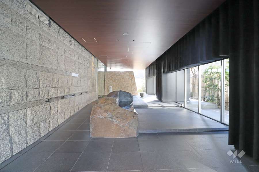 エントランスホール