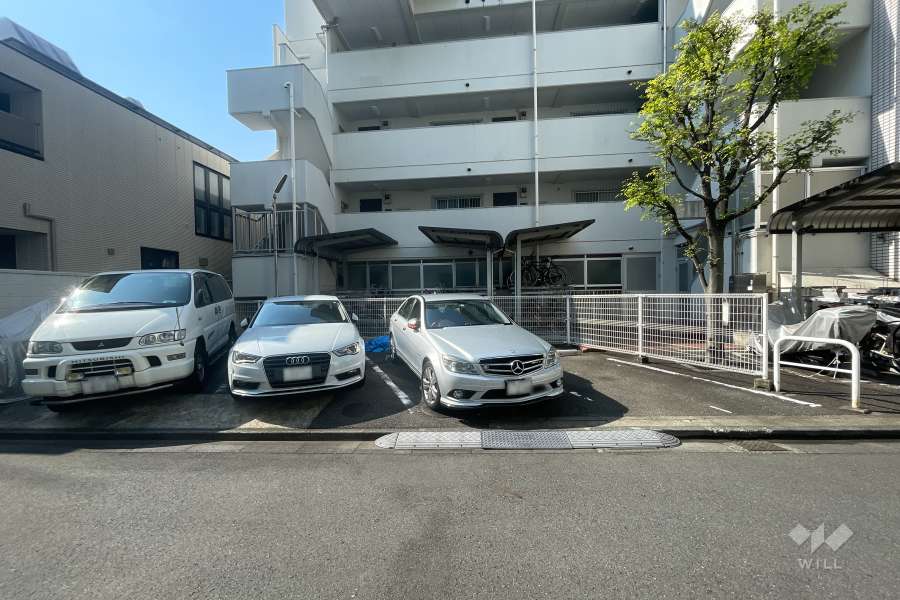 敷地内駐車場（屋外平面式）