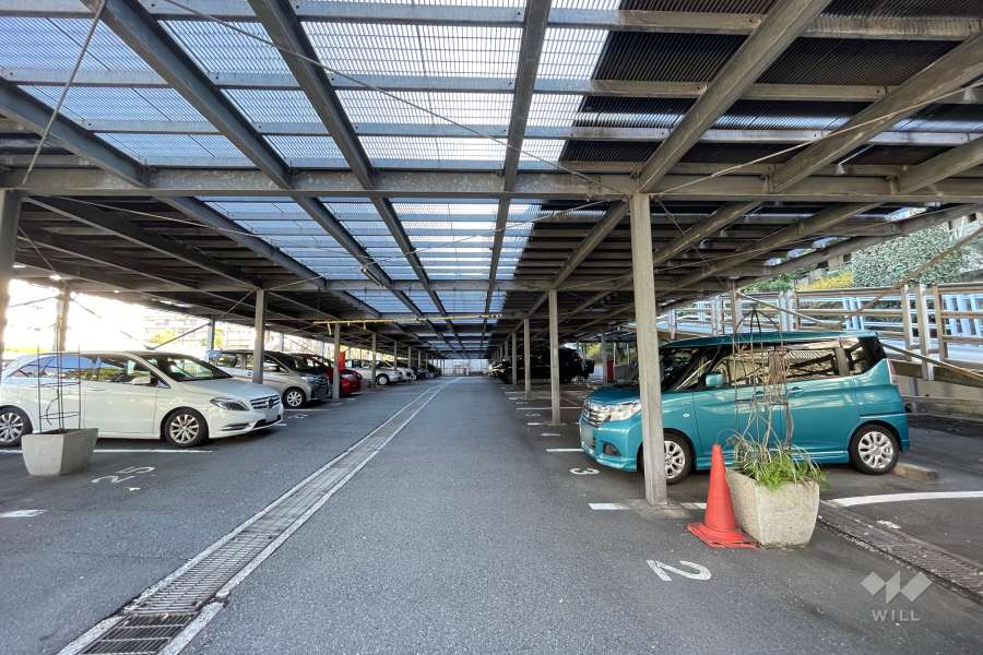 敷地内駐車場（屋内平面式）