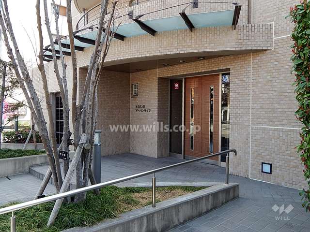 エントランス（オートロック付き）