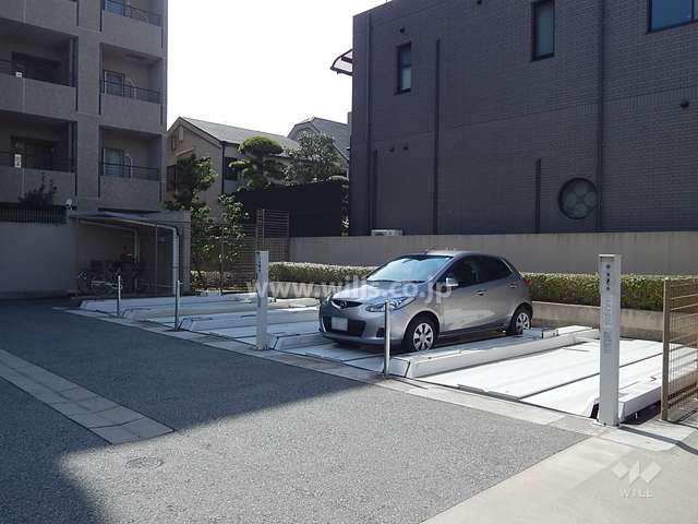 敷地内駐車場（屋外機械式）