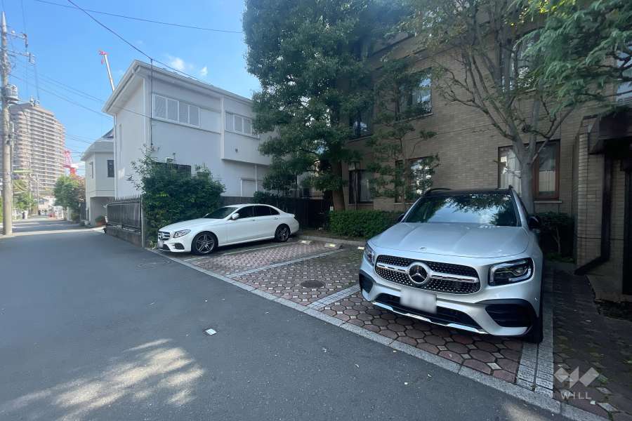 敷地内駐車場（屋外平面式）　