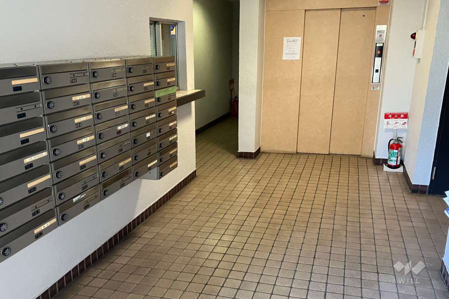 エントランスホール