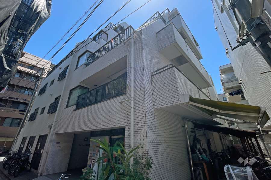 マイキャッスル西小山の外観（北東側から）