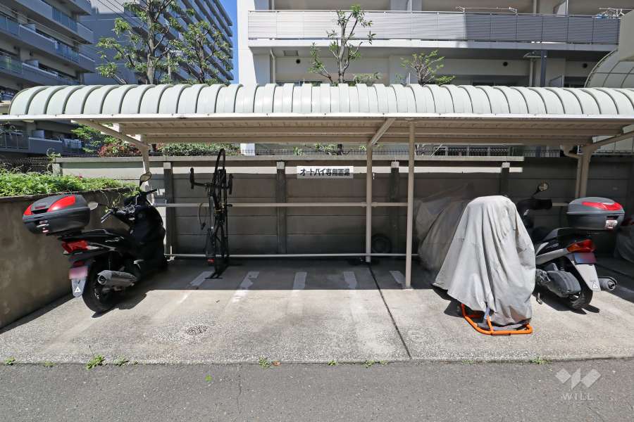 バイク置き場