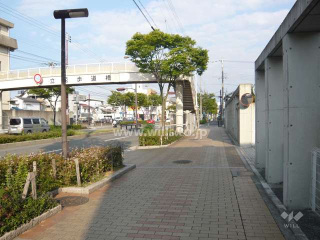 敷地北側は山手幹線に面しています。