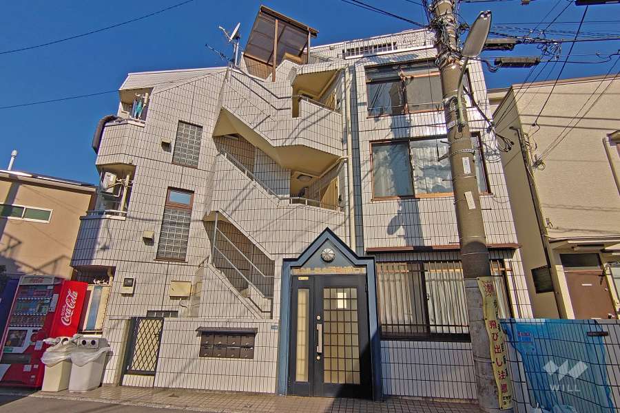 セントラル不動前の外観（南東側から）