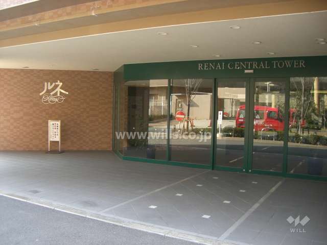 1階部分のエントランス