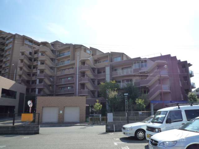 ユニハイム園田壱番館外観（北側から）