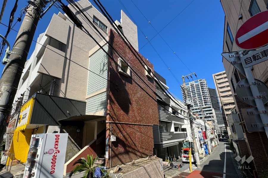 理研不動前ビルの外観（南東側から）