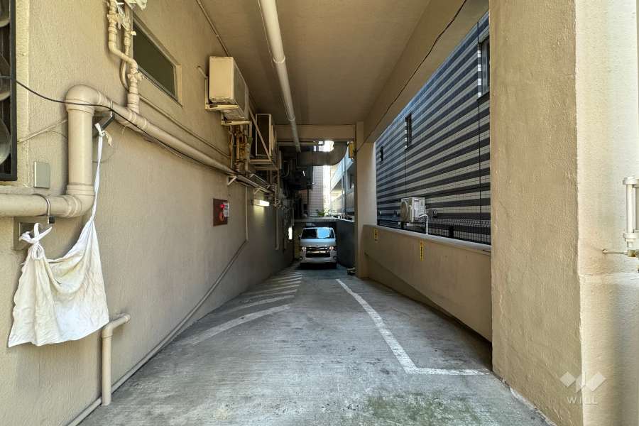 駐車場の出入り口