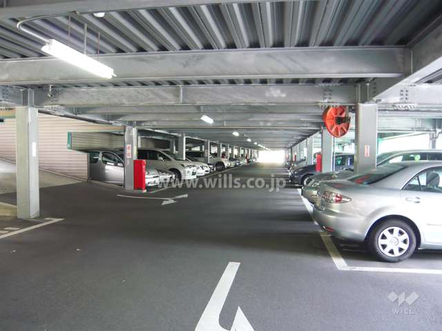 駐車場棟1階部分