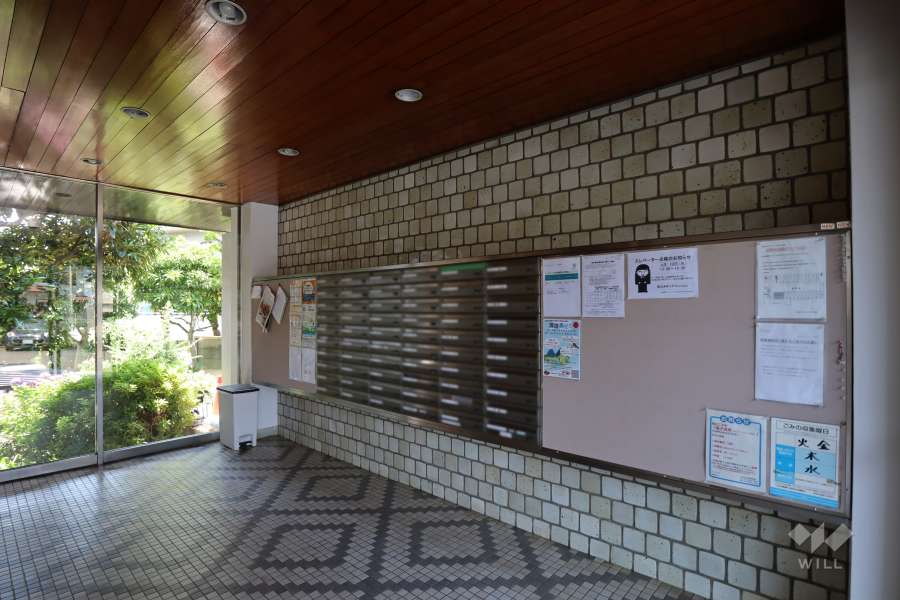 エントランスホール