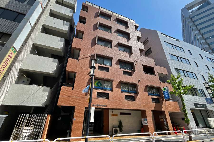 ライオンズマンション大井の外観（北西側から）