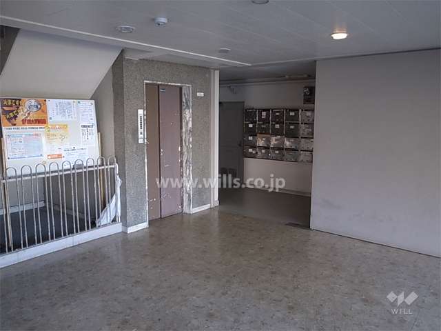 エントランスホール