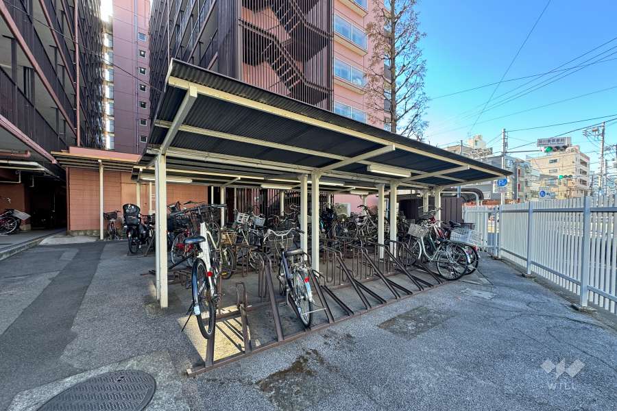 駐輪場（屋根付き）