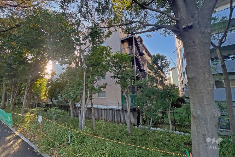 第３東個マンションの外観（北東側から）