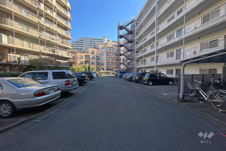 敷地内駐車場（屋外平面式）