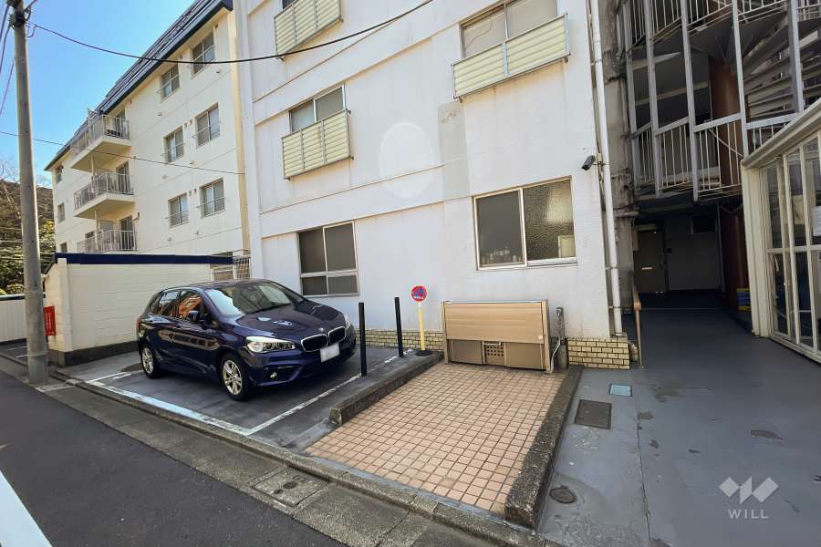 敷地内駐車場（屋外平面式）