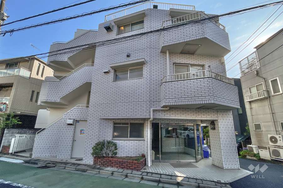 ジュネス目黒不動前マンションの外観（南側から）