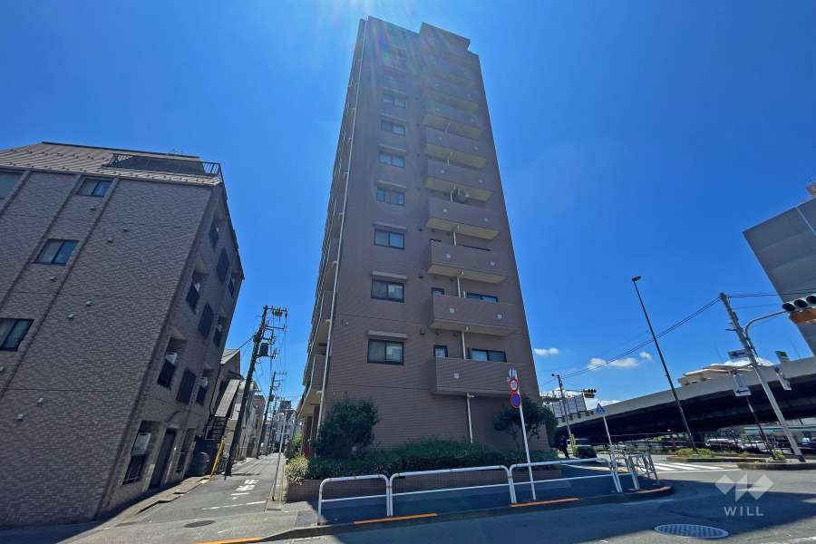 マイキャッスル五反田南の外観（東側から）