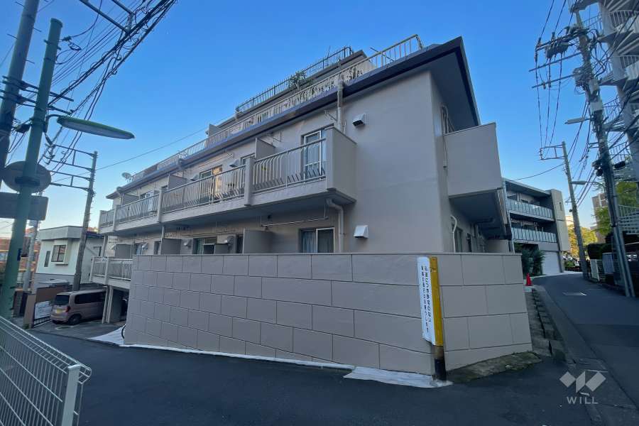 ロワールマンションの外観（西側から）