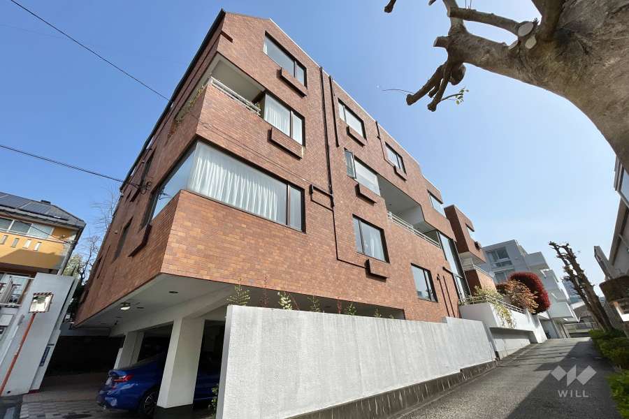 ベルメゾン池田山の外観（南西側から）