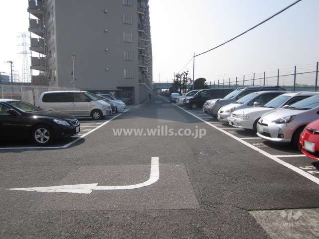 敷地内駐車場（屋外平面式）