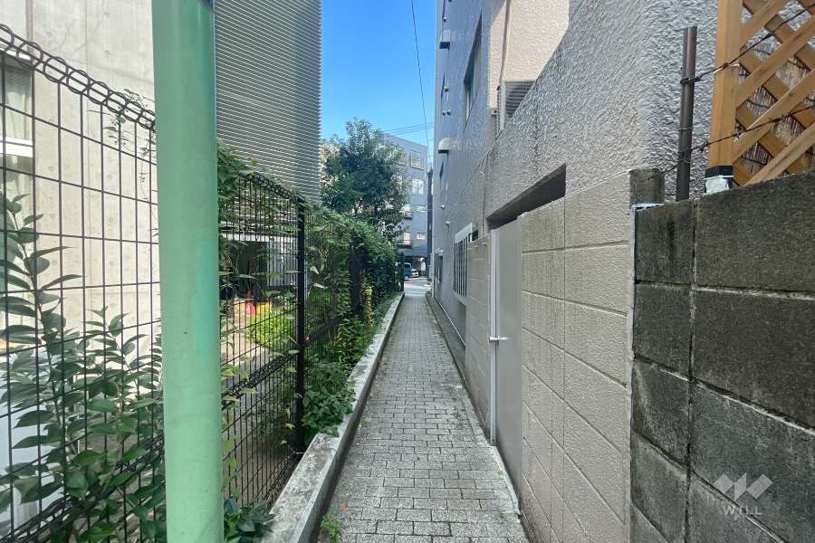 敷地の北側道路