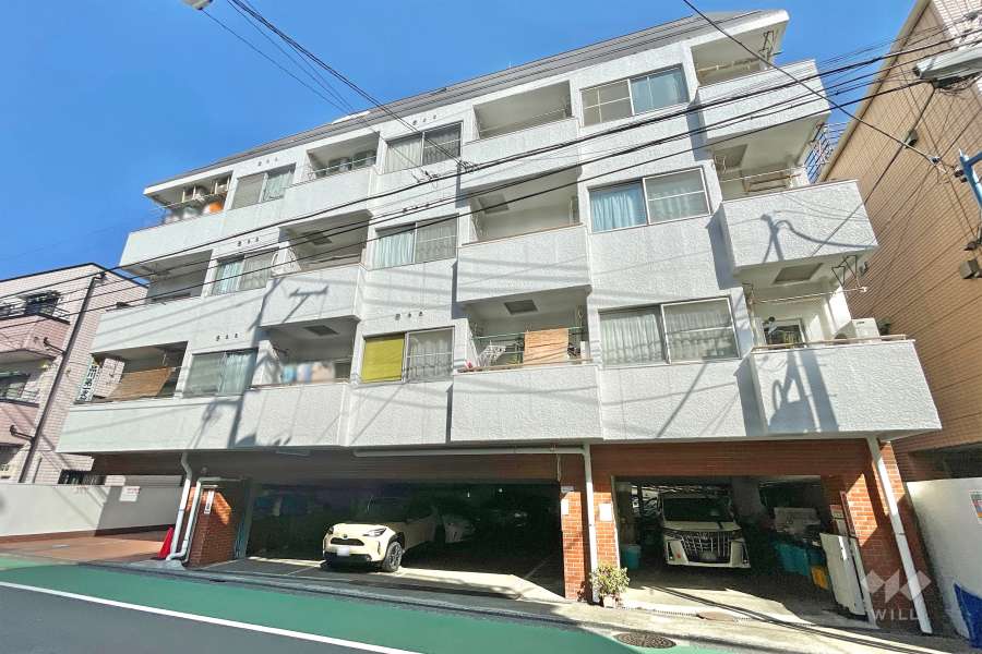 第１東個マンションの外観（南西側から）