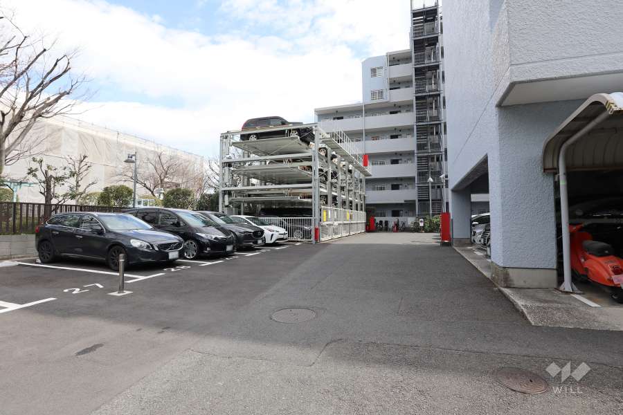 敷地内駐車場（屋外平面式）