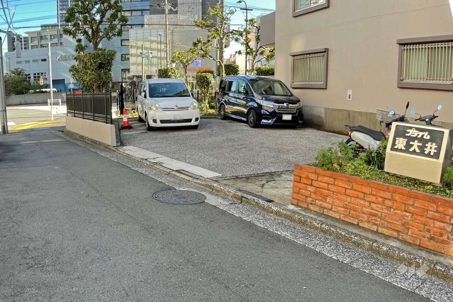 敷地内駐車場（屋外平面式）