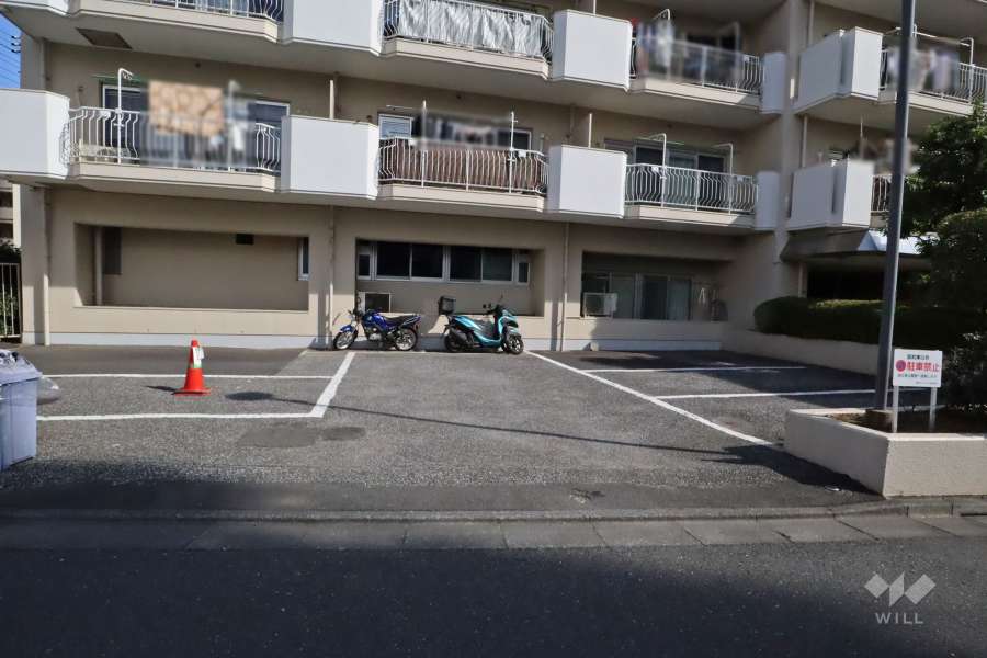 敷地内駐車場（屋外平面式）