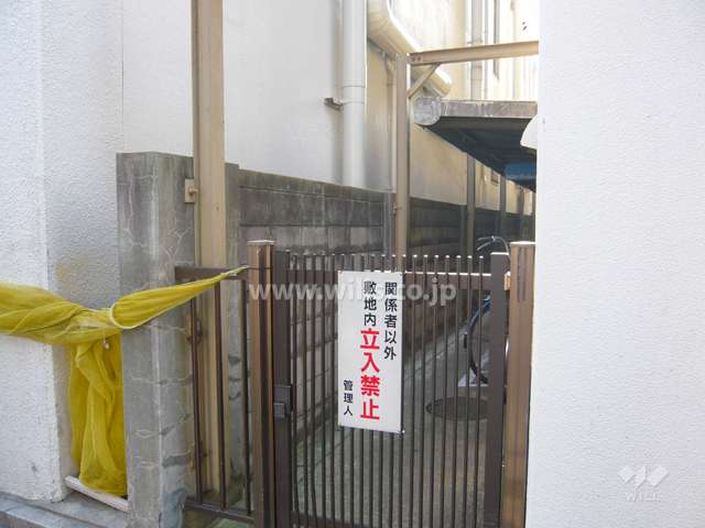 駐輪場出入り口