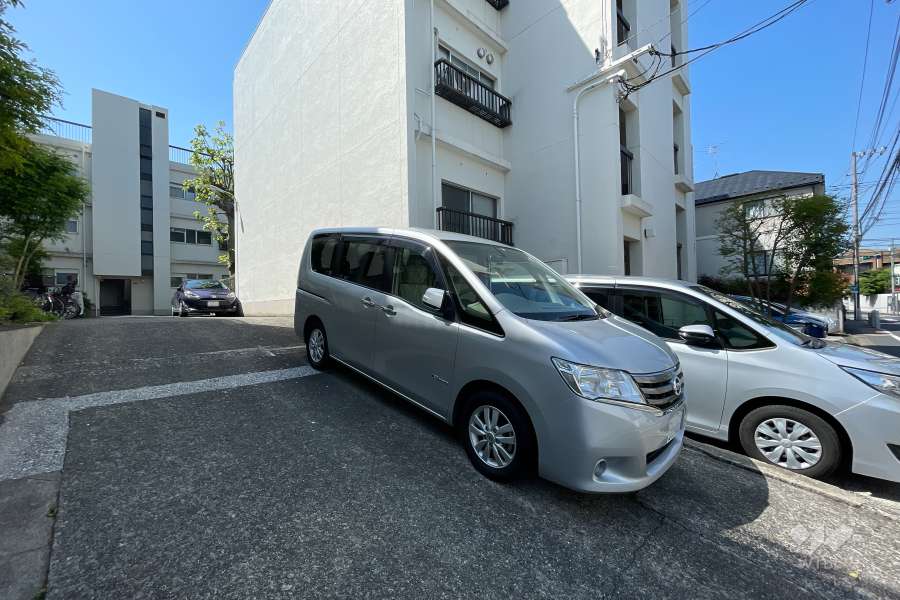 敷地内駐車場（屋外平面式）