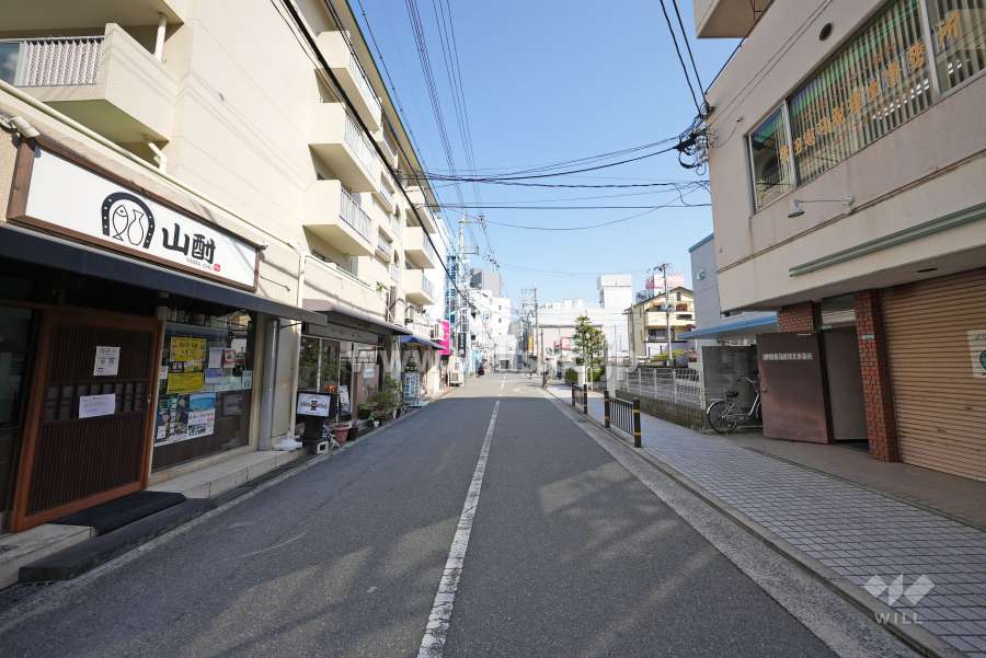 敷地東側の前面道路（北方向）