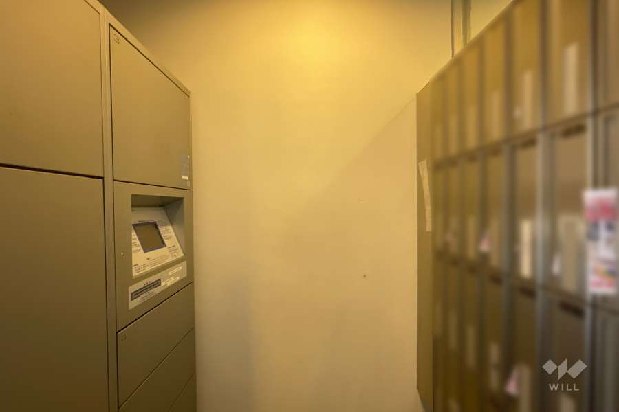 共用ポストと宅配ボックス