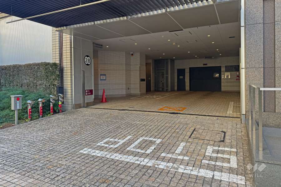 駐車場の出入り口